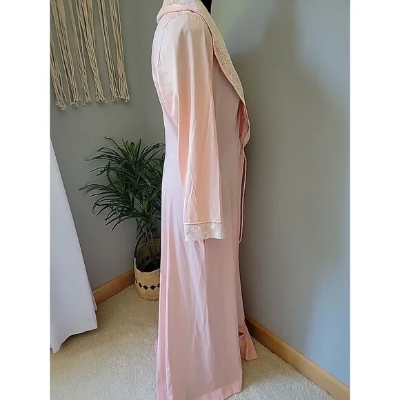 Vintage JC Penny Nylon Robe Peach Colored Housecoat Size Med - Picture 5 of 9